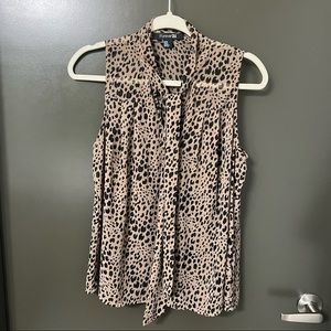 Forever 21 dress top